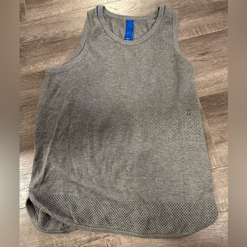 Preowned Kit and Ace Men’s Cashmere Blend Tank Top size M - worn once